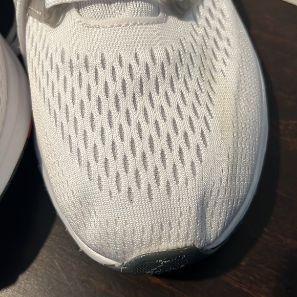 Adidas Mens Sneakers Size 9.5 Good Condition Normal Wear View Pics main image 4